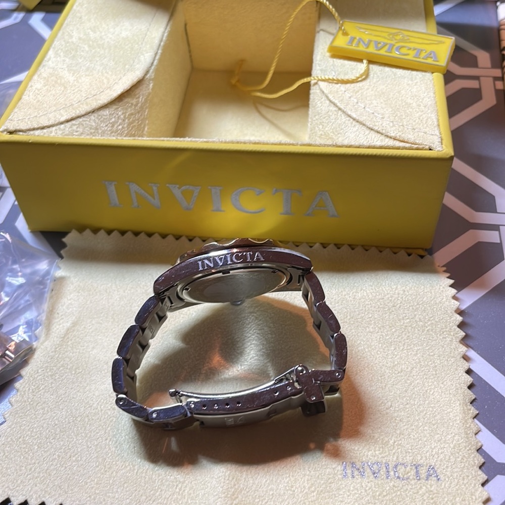 Invicta Watch - Picture 2 of 3